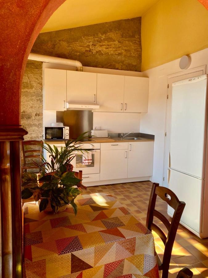 Campalans Hotel Rural Bungalows Mobilhomes Borredá Esterno foto