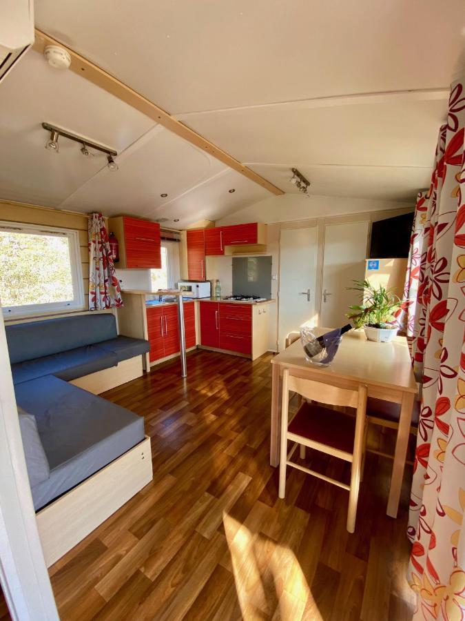 Campalans Hotel Rural Bungalows Mobilhomes Borredá Esterno foto