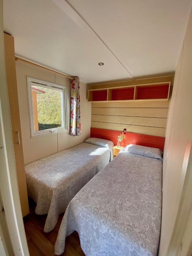 Campalans Hotel Rural Bungalows Mobilhomes Borredá Esterno foto