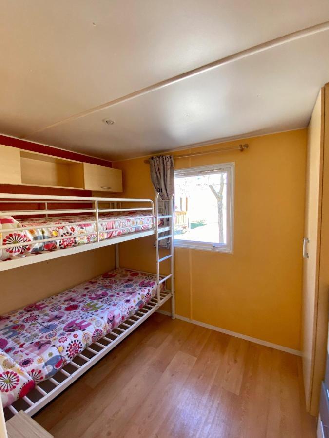 Campalans Hotel Rural Bungalows Mobilhomes Borredá Esterno foto